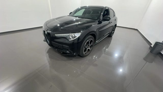 ALFA ROMEO Stelvio Nero metallizzato