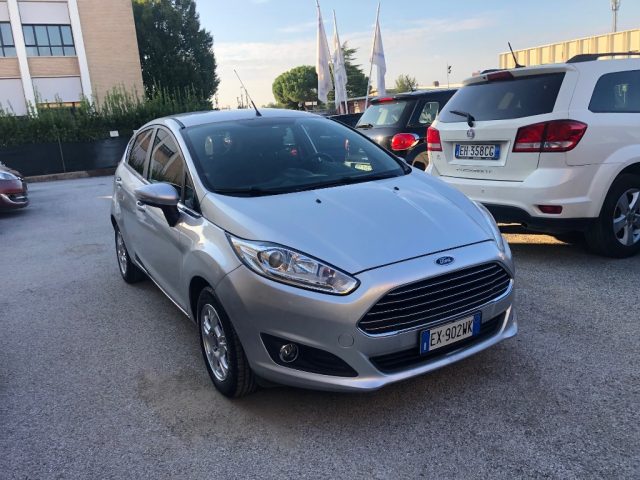 FORD Fiesta 1.4 5 porte Bz.- GPL Business 