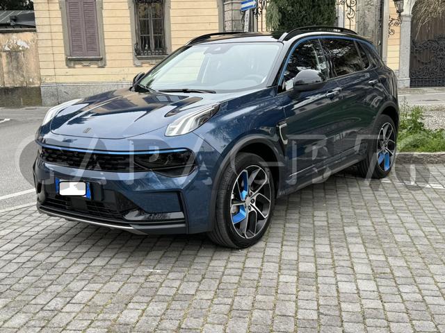 LYNK & CO 01 PHEV 