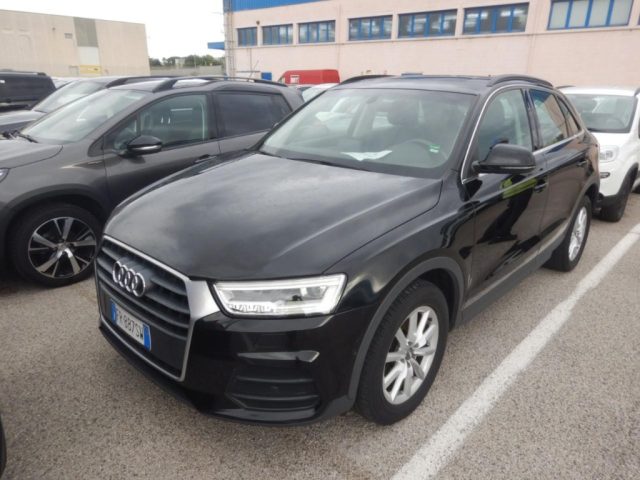 AUDI Q3 2.0 TDI 120 CV S tronic Business **Tetto,Navi** 