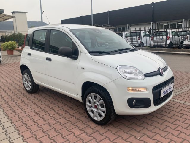 FIAT New Panda 0.9 TwinAir Natural Power EASY GUIDABILE NEOPAT. 