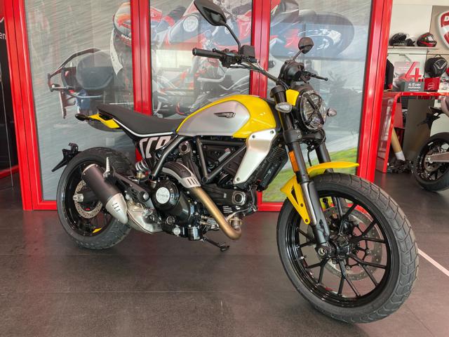 DUCATI Scrambler 800 Giallo metallizzato