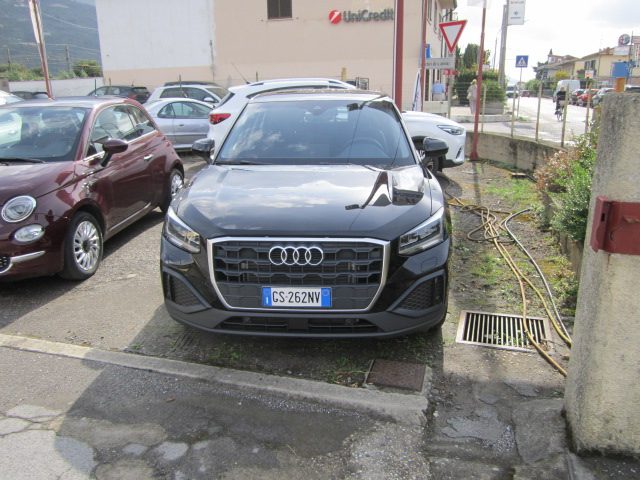 AUDI Q2 30 TFSI Business 