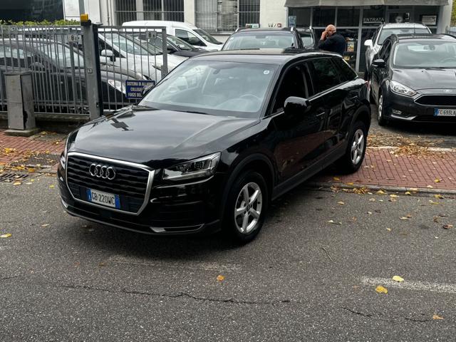 AUDI Q2 Nero metallizzato