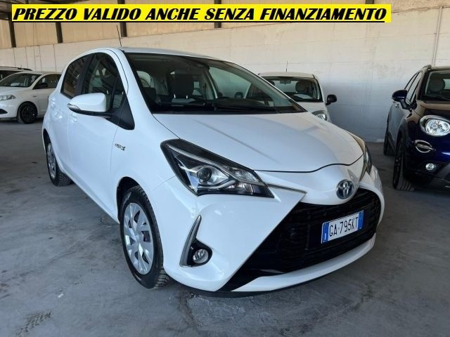 TOYOTA Yaris 1.5 Hybrid 5 porte Business 