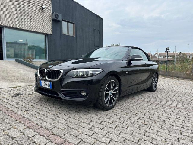 BMW 218 218d Cabrio Sport auto my18 