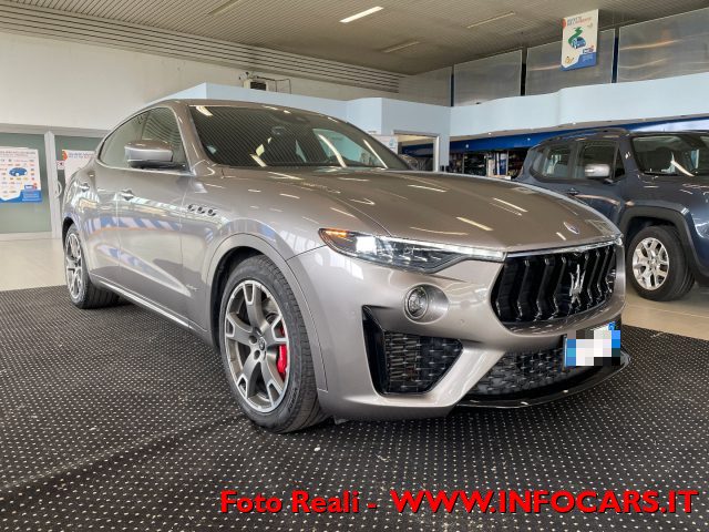 MASERATI Levante Grigio metallizzato