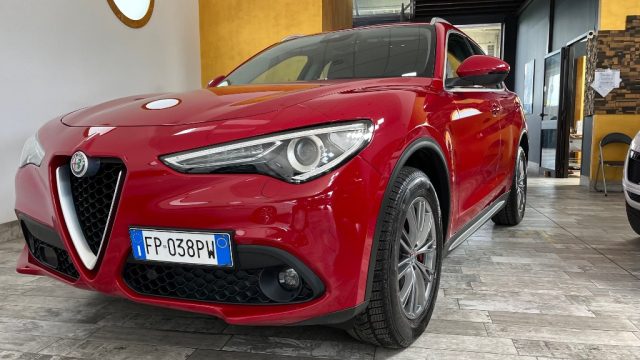 ALFA ROMEO Stelvio 2.2 Turbodiesel 180 CV AT8 AWD Exec.- NO FINANZ. 