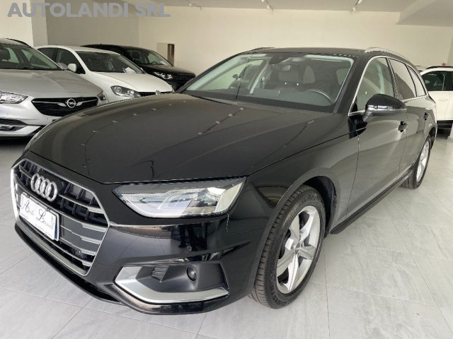 AUDI A4 Avant 30 TDI/136 CV S tronic Business Advanced 