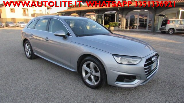 AUDI A4 Avant 35 TFSI S tronic Business Advanced 