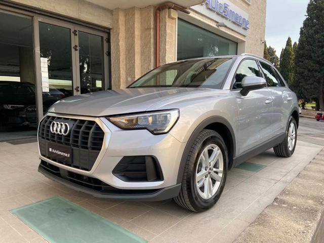 AUDI Q3 35 2.0 TDI S tronic Business COCKPIT 