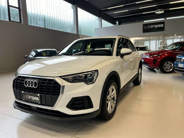 AUDI Q3 Bianco pastello