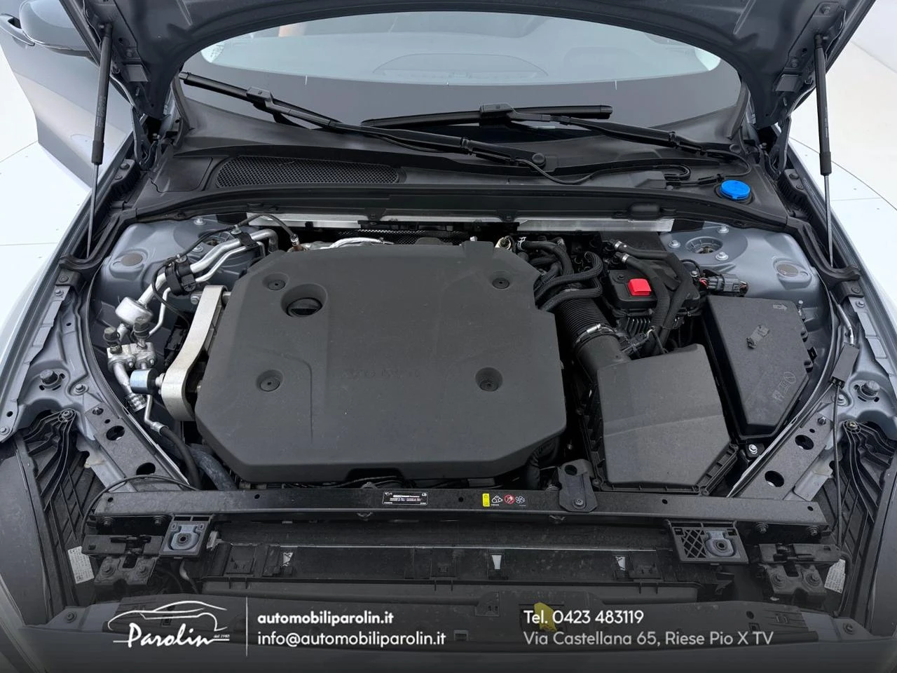VOLVO V60 B4 (d) automatico Essential Thunder-pelle-ruotino - 34