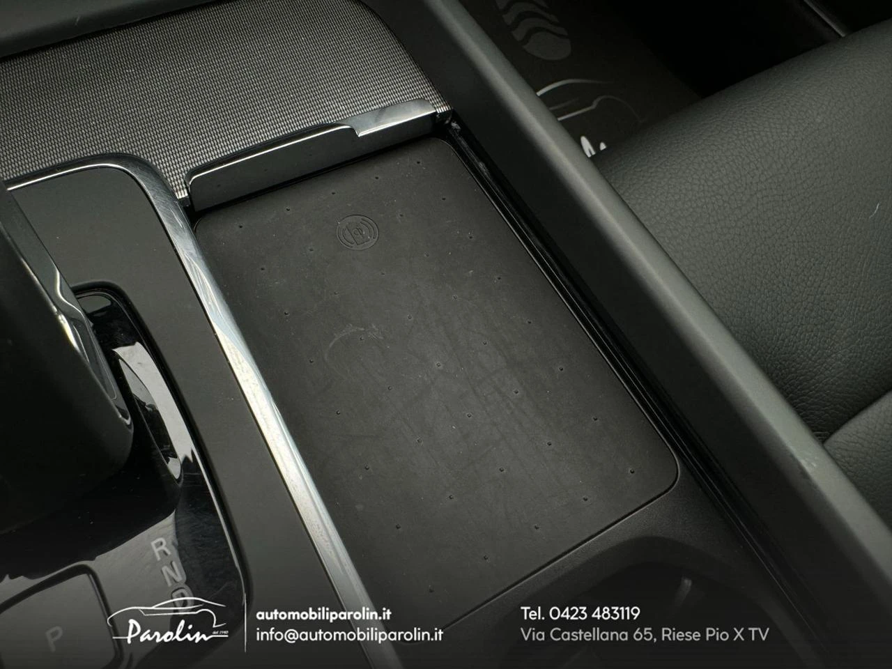 VOLVO V60 B4 (d) automatico Essential Thunder-pelle-ruotino - 26