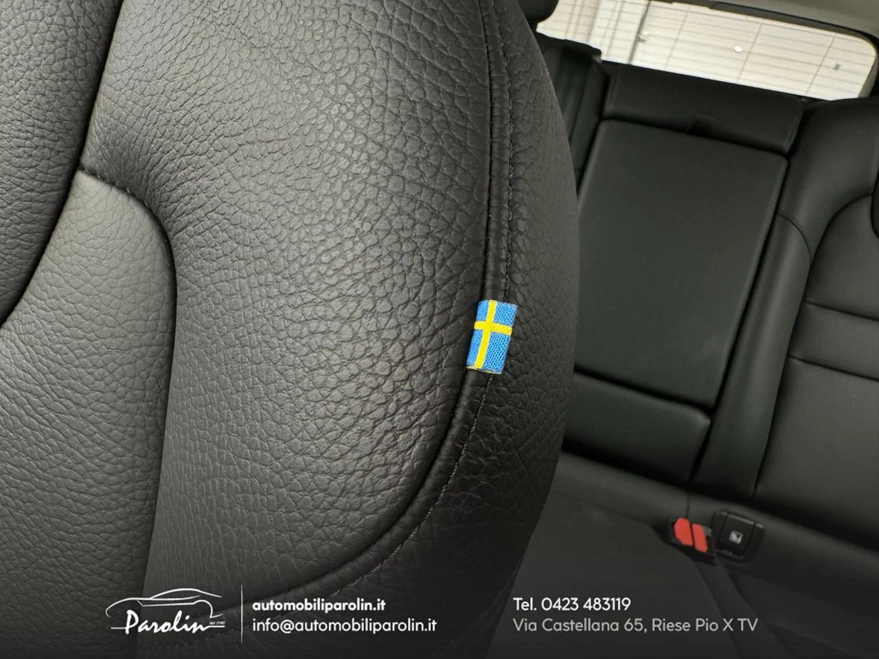 VOLVO V60 B4 (d) automatico Essential Thunder-pelle-ruotino - 32