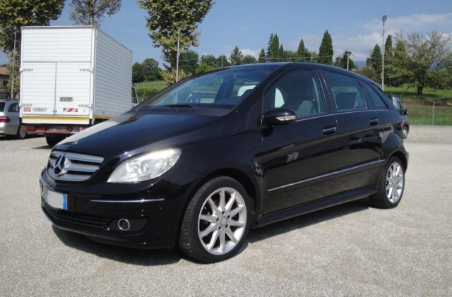 MERCEDES-BENZ B 180 CDI Sport 