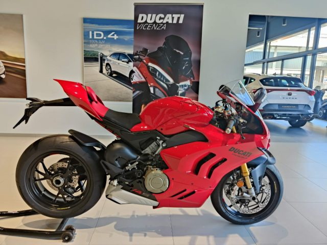 DUCATI Panigale V4 Rosso metallizzato