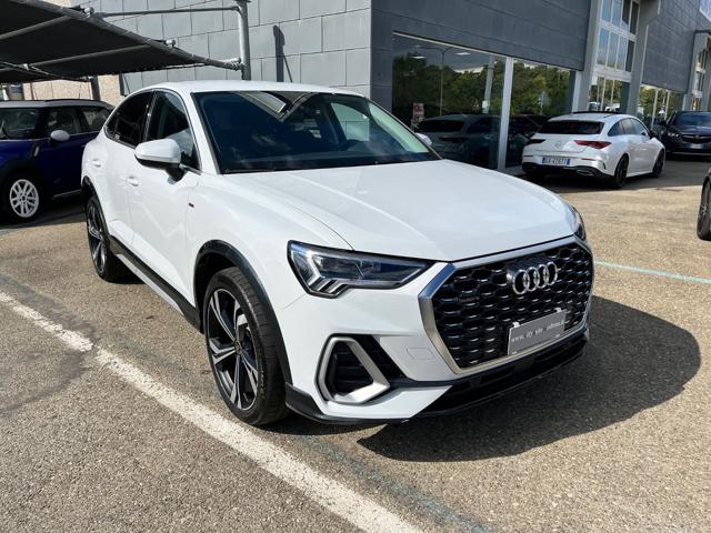 AUDI Q3 Bianco pastello