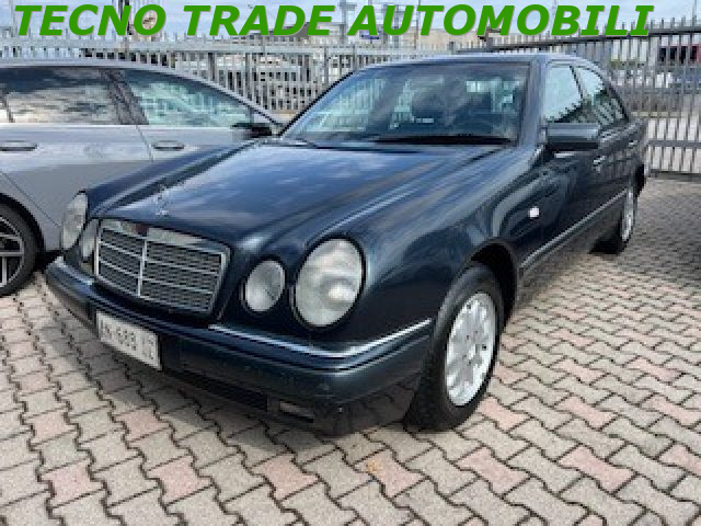 MERCEDES-BENZ E 200 cat Elegance 