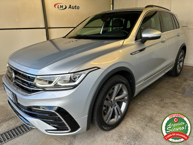 VOLKSWAGEN Tiguan Grigio metallizzato