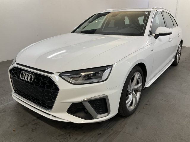 AUDI A4 Avant 40 TDI S tronic S line edition GANCIO TRAINO 