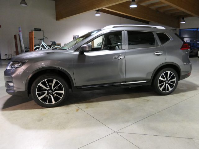 NISSAN X-Trail Grigio scuro metallizzato