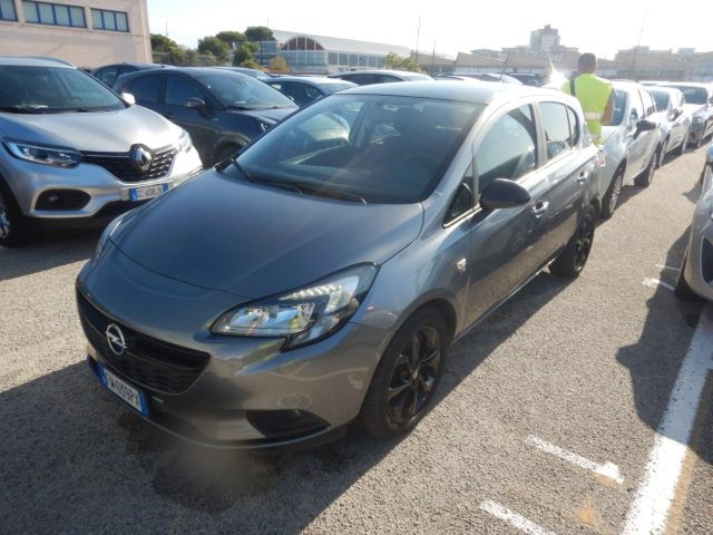 OPEL Corsa 1.2 5 porte Black Edition 