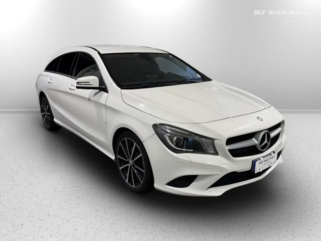 MERCEDES-BENZ CLA Shooting Brake 200 d (cdi) Sport 