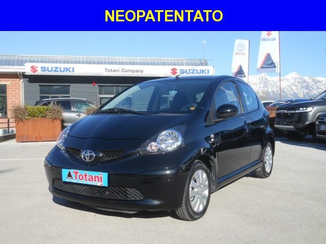 TOYOTA Aygo 1.0 12V VVT-i 5 porte Sol MM-T  -511- 