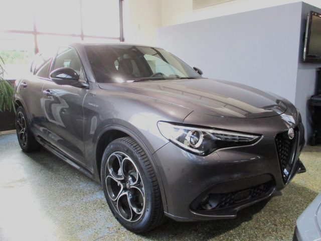 ALFA ROMEO Stelvio Grigio scuro metallizzato