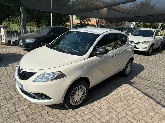 LANCIA Ypsilon 0.9 TwinAir 85 CV  Metano Ecochic OK NEOPATENTATO 