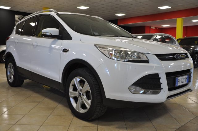 FORD Kuga 2.0 TDCI 120 CV E6 *PDC/NAVI/BLUETOOTH/GANC TRAIN* 