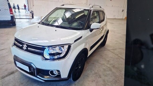 SUZUKI Ignis Bianco pastello