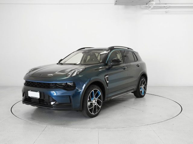 LYNK & CO 01 01 PHEV 