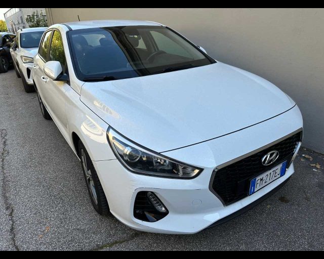 HYUNDAI i30 1.6 CRDi 110CV 5 porte Comfort 