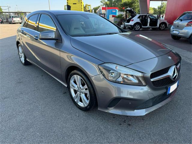 MERCEDES-BENZ A 180 d Automatic Sport 