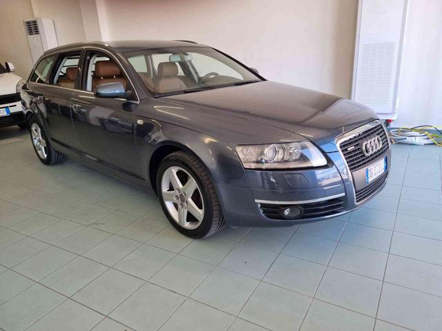 AUDI A6 Grigio metallizzato