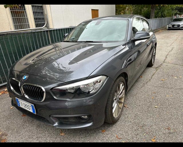 BMW 116 d 3p. Advantage 