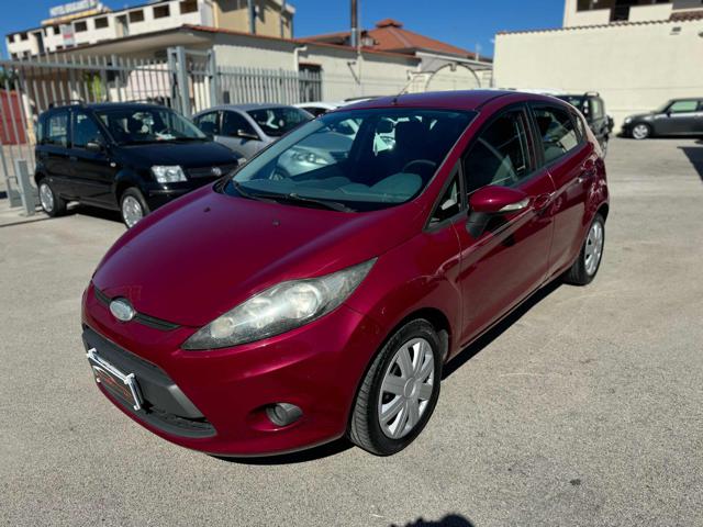 FORD Fiesta Bordeaux metallizzato