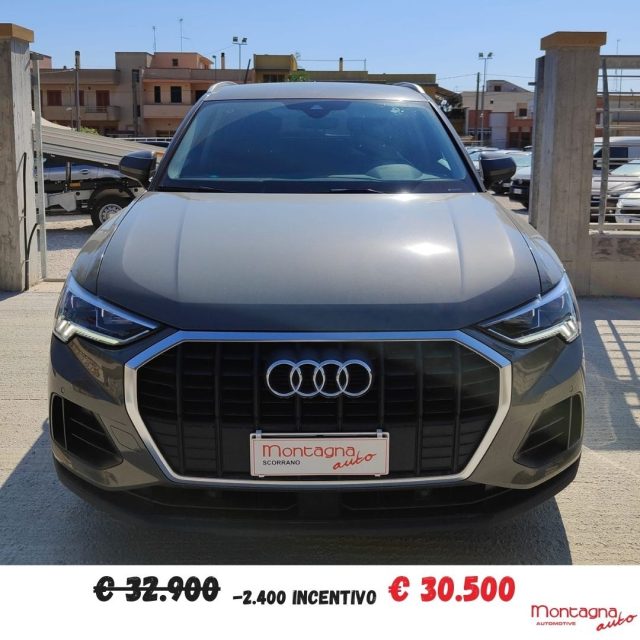 AUDI Q3 35 TDI S tronic Business 