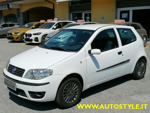 FIAT Punto 1.2 60Cv *NEOPATENTATI* 2/3p. 