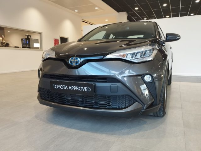 TOYOTA C-HR 1.8 Hybrid E-CVT Business 