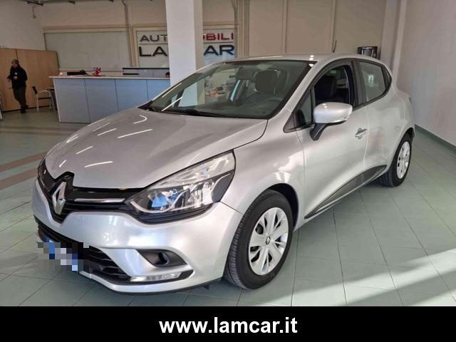 RENAULT Clio Argento metallizzato