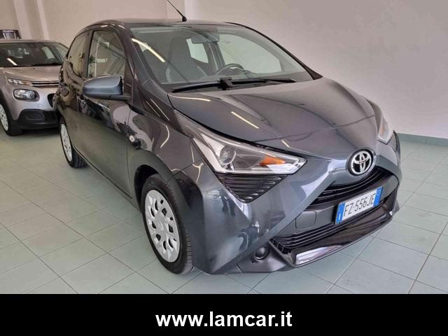 TOYOTA Aygo Grigio scuro metallizzato