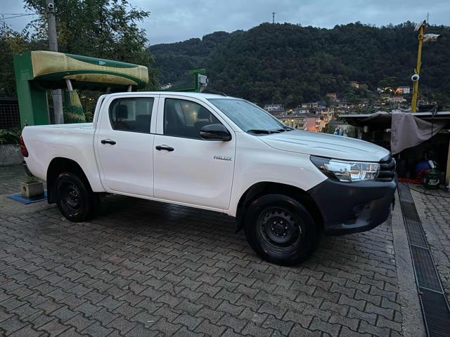 TOYOTA Hilux 2.4 D-4D 4WD 4 porte Double Cab Comfort +IVA 