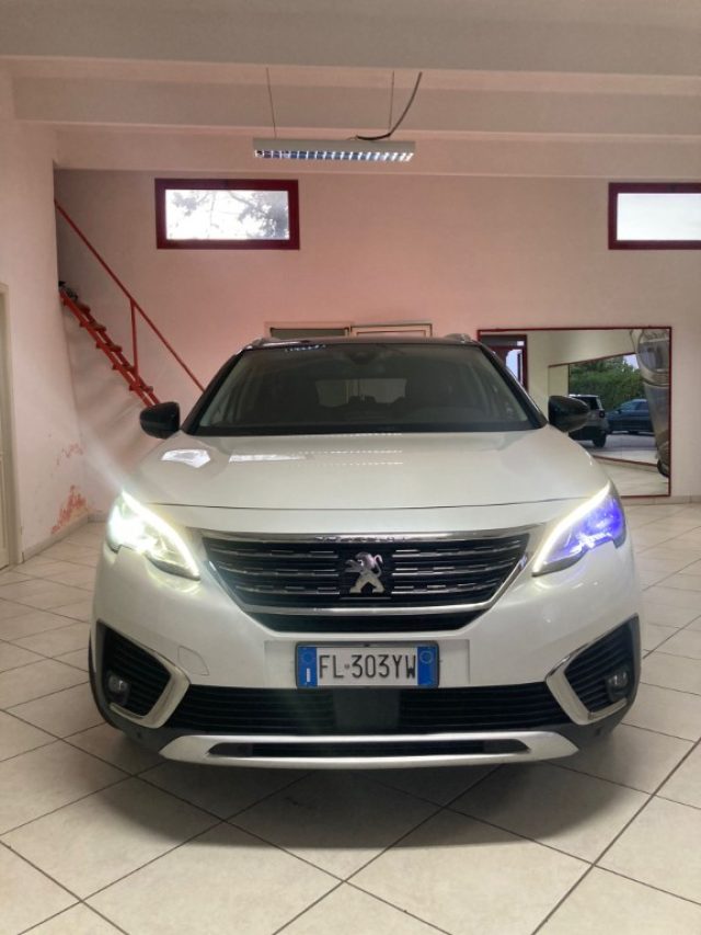 PEUGEOT 5008 BlueHDi 120 S&S EAT6 Allure 