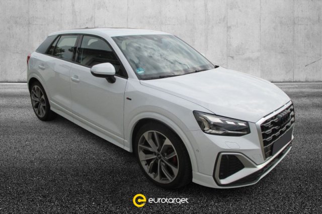 AUDI Q2 35 TDI quattro S tronic S line Edition 