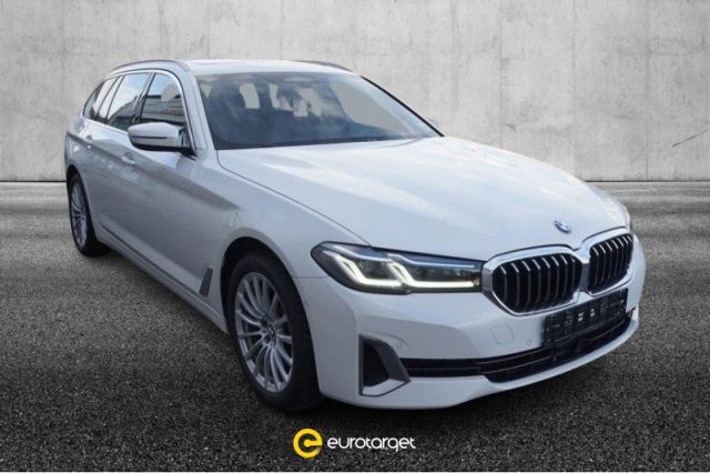 BMW 520 d 48V Touring Luxury 