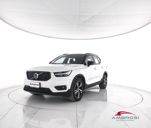 VOLVO XC40 D3 AWD Geartronic R-design  - AUTOCARRO N1 