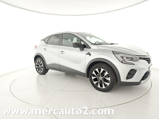 RENAULT Captur Argento metallizzato